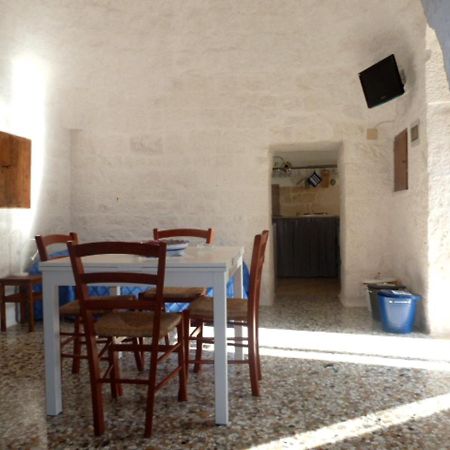 Il Piccolo Trullo Guest House Cisternino Bagian luar foto